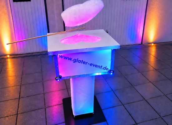 Fliegende Schaumherzen fuer Events